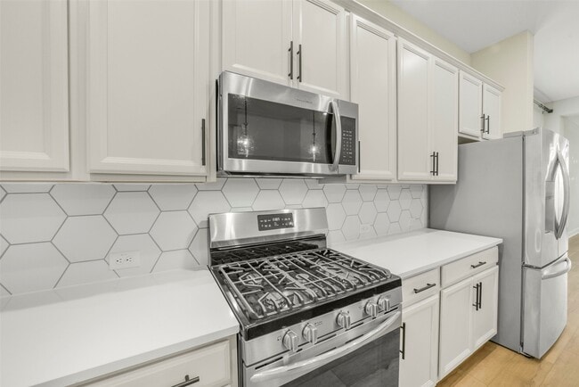 Building Photo - 14918 Mossycup Spur Wy