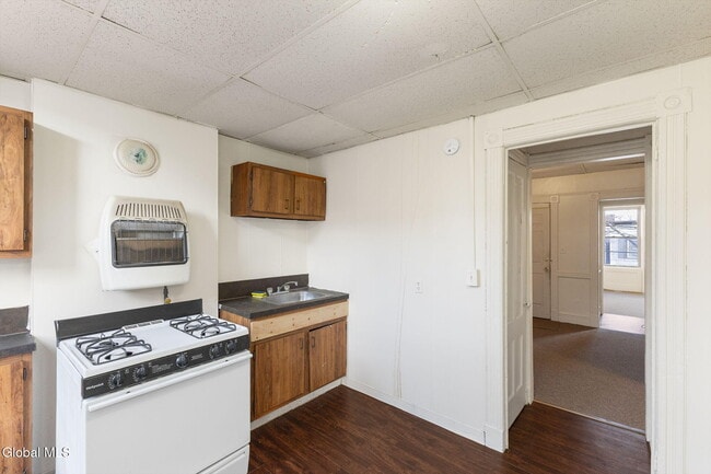 Building Photo - 30 Bradford St