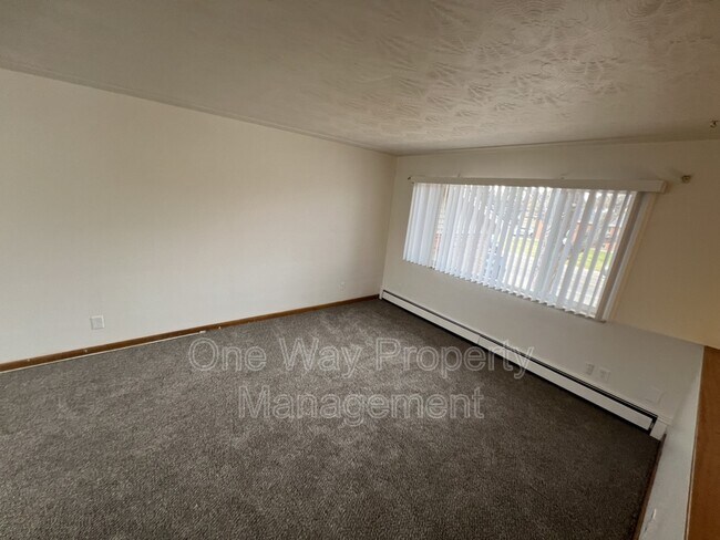 Building Photo - 2152 19th Ave