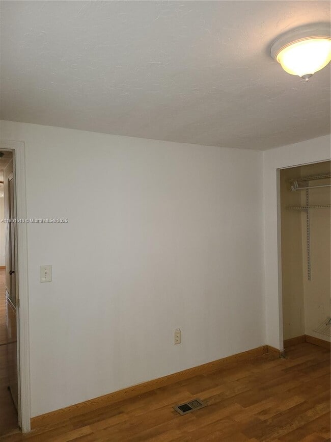 Building Photo - 21711 NW 7th Ct