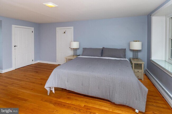 Building Photo - 180 Municipal Rd