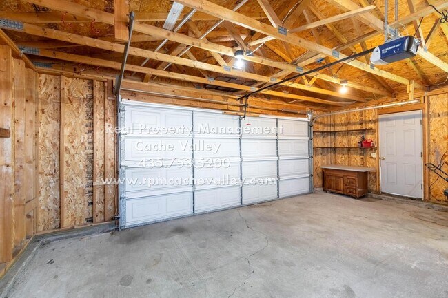 Building Photo - Beautiful 4-Bedroom Home Available in July!