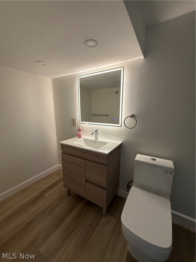 Building Photo - 1918 Buchtel St