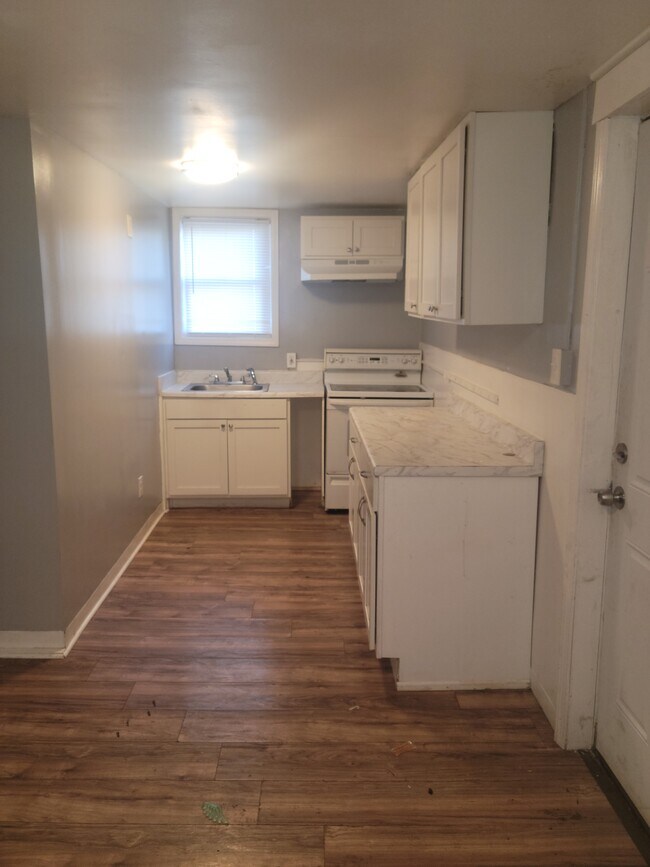 Building Photo - 2734 Orleans Ave