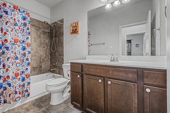 Building Photo - 16534 Twinwalker Drive