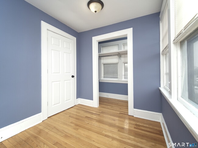 Building Photo - 1440 Wood Ave