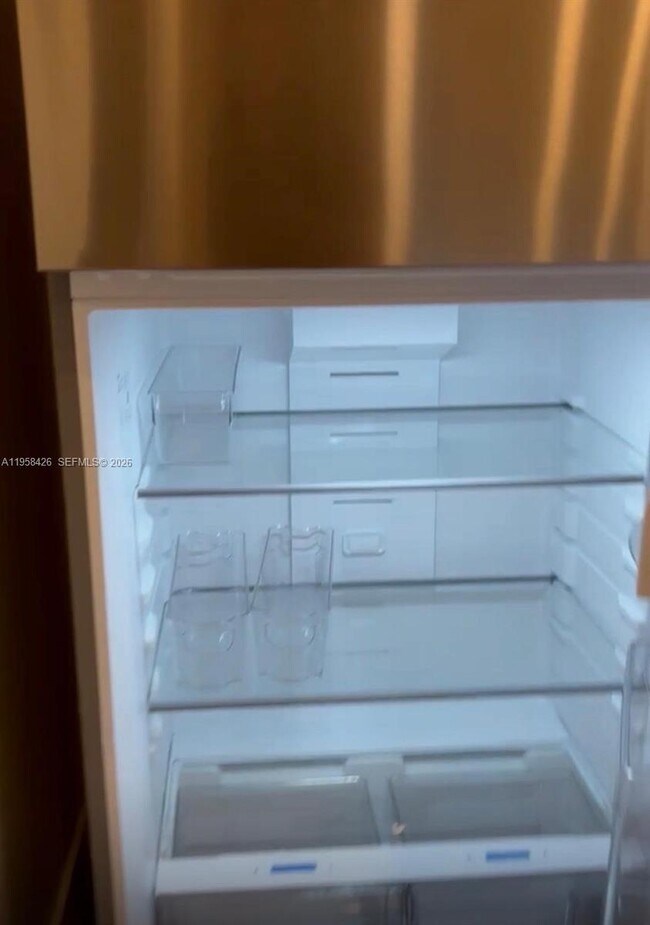 Building Photo - 3356 Bird Ave