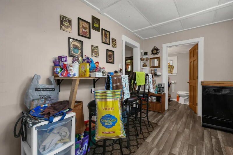 Building Photo - 11 Jefferson St