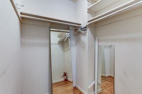 Building Photo - 4 Bedroom 3.5 Bathroom - Van Ness/Tenleytown Semi Detached Home - Attached 1 Car Garage