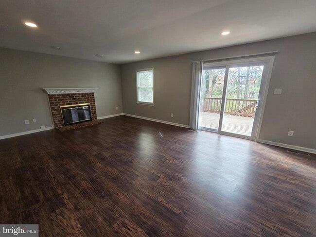 Building Photo - 2220 Cedar Mill Ct