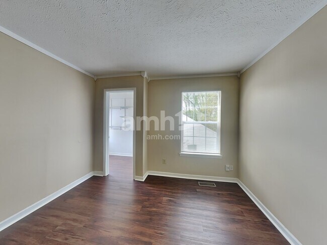 Building Photo - 11926 Titania Cir