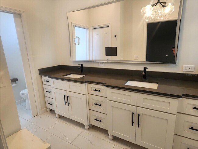 Building Photo - 3761 Amapola Ln