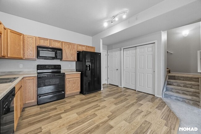 Building Photo - 3050 Shikra View