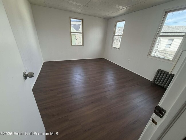 Building Photo - 112 Green Pl