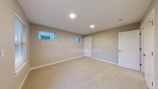 Building Photo - 16505 NW Liberty St