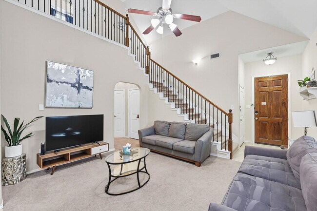 Building Photo - 8304 Timberbrook Ln