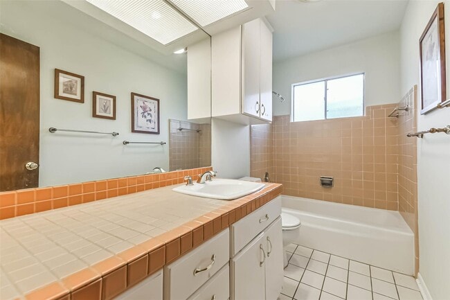 Building Photo - 8419 Stroud Dr