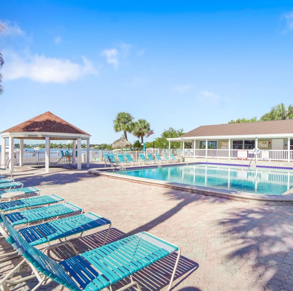 Building Photo - 3730 42nd Way S