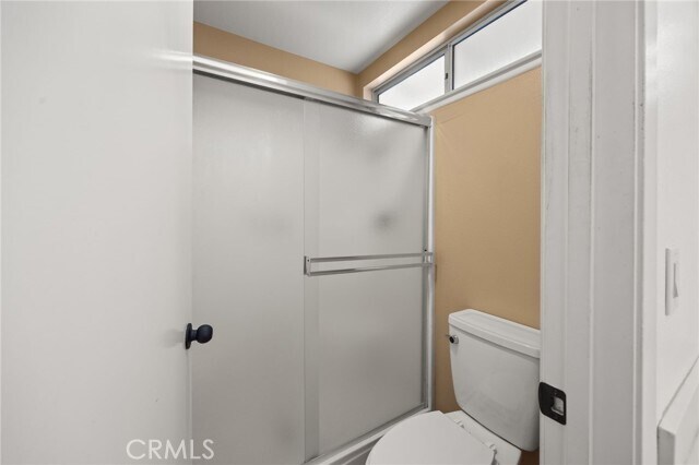 Building Photo - 1185 Bridgeport Rd