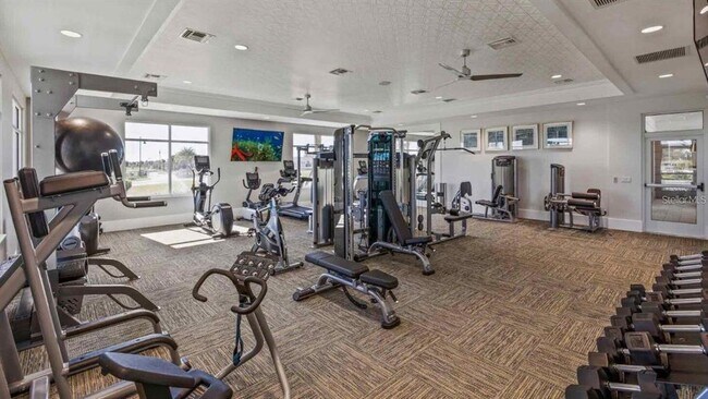 Building Photo - 5084 Stokes Wy