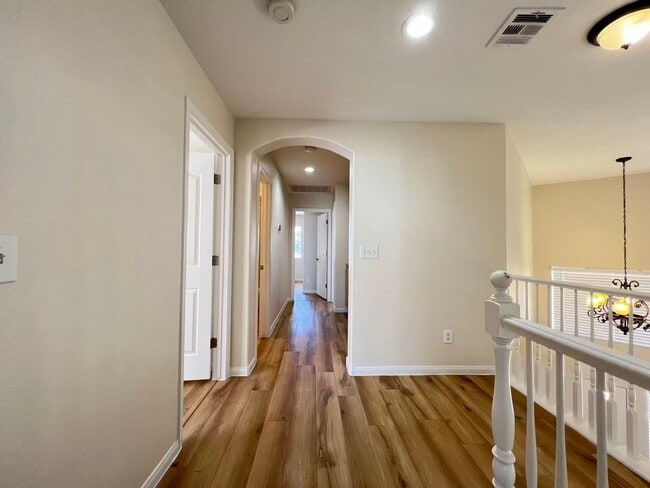 Building Photo - 9924 Antelope Canyon Ave