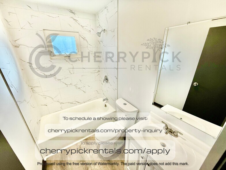 Building Photo - 7201 S 22nd St