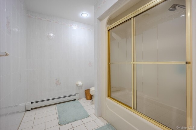 Building Photo - 19-21-21 Lamela Dr