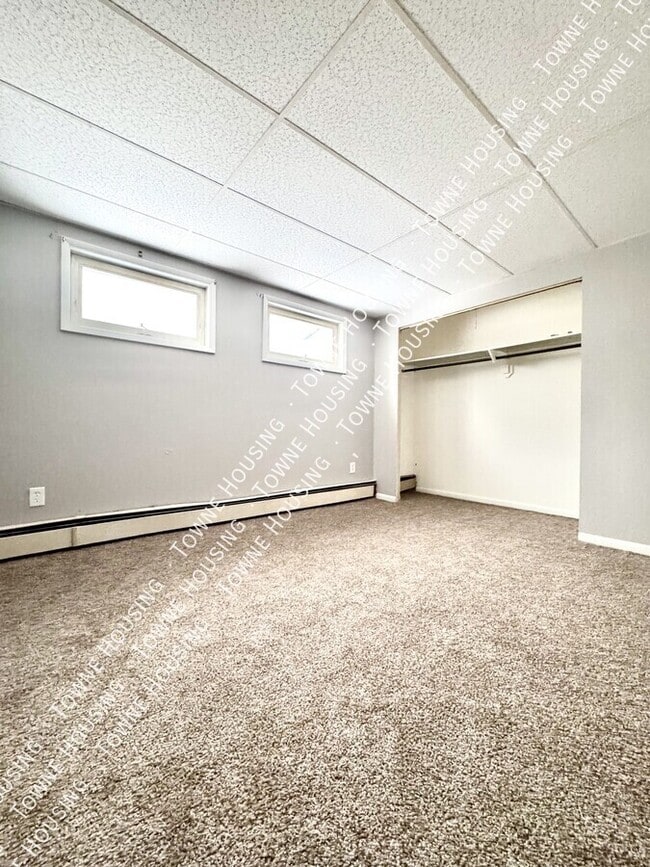 Building Photo - 70 Harvey Ave