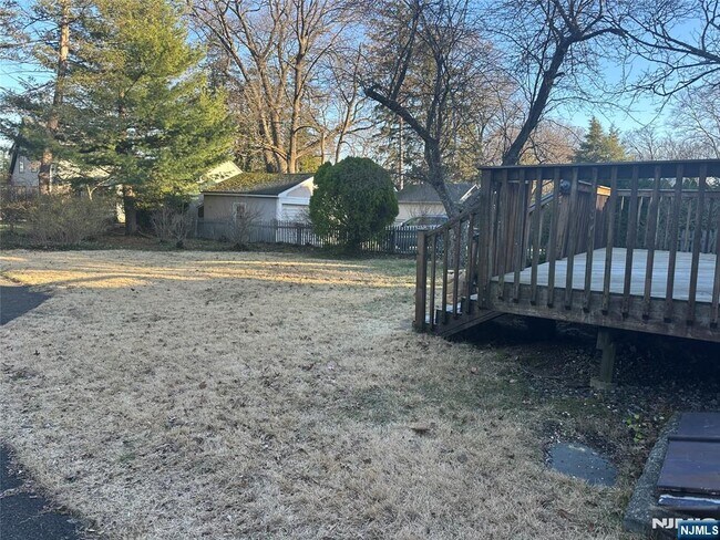 Building Photo - 325 Bogert Ave