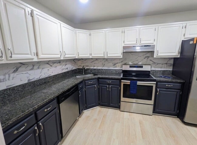 Building Photo - 2388 Branleigh Park Ct