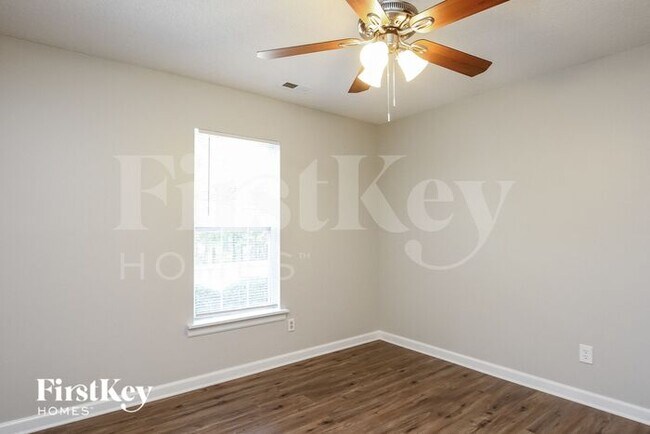 Building Photo - 954 Cornelius Rd
