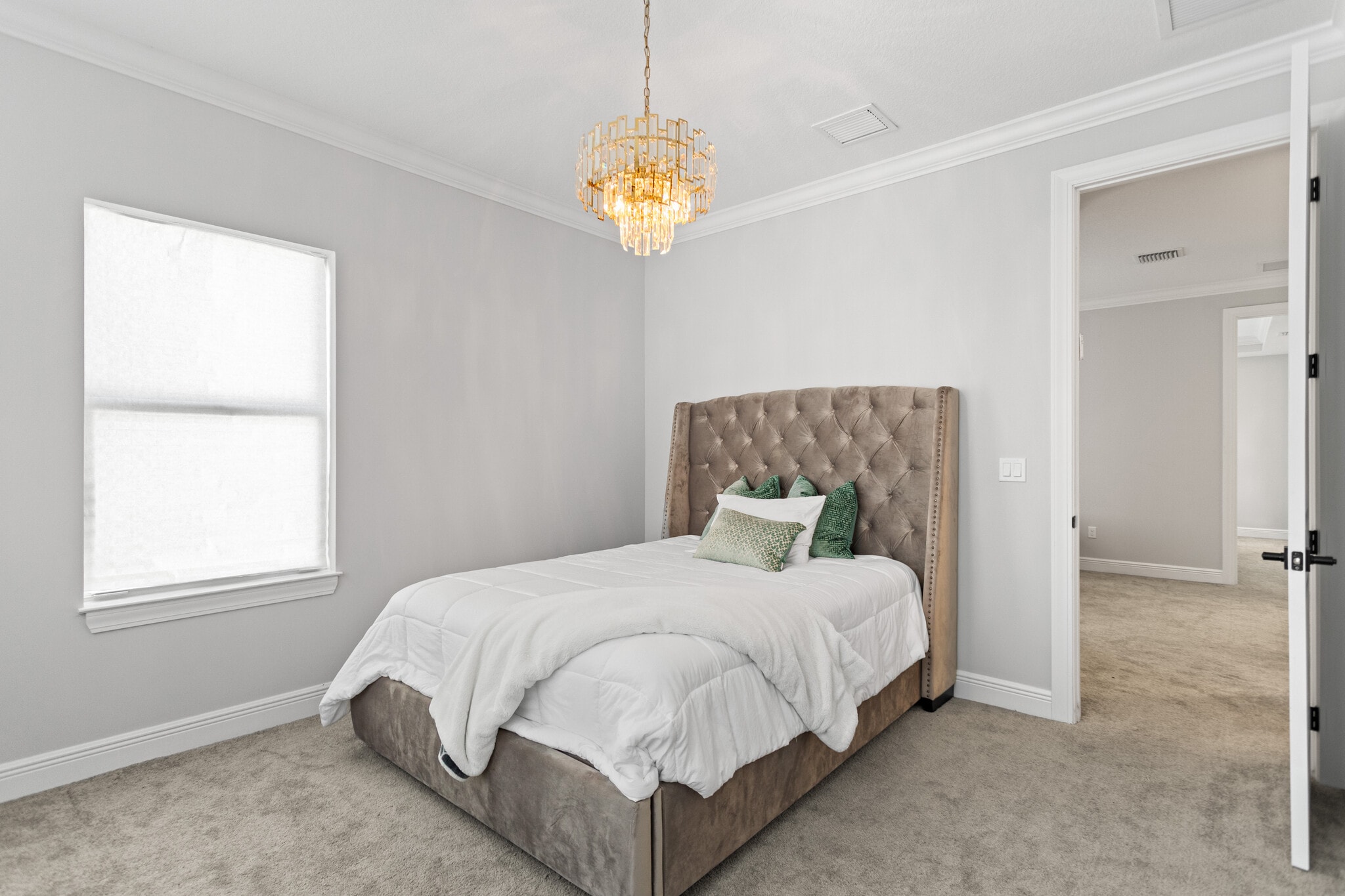 Building Photo - 4022 Large Leaf Ln