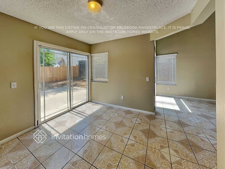 Building Photo - 13093 Pawnee Dr