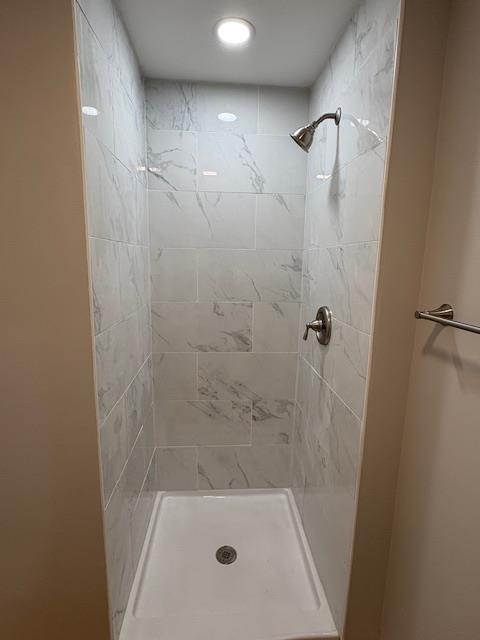 Building Photo - 941 Deer Trail Dr