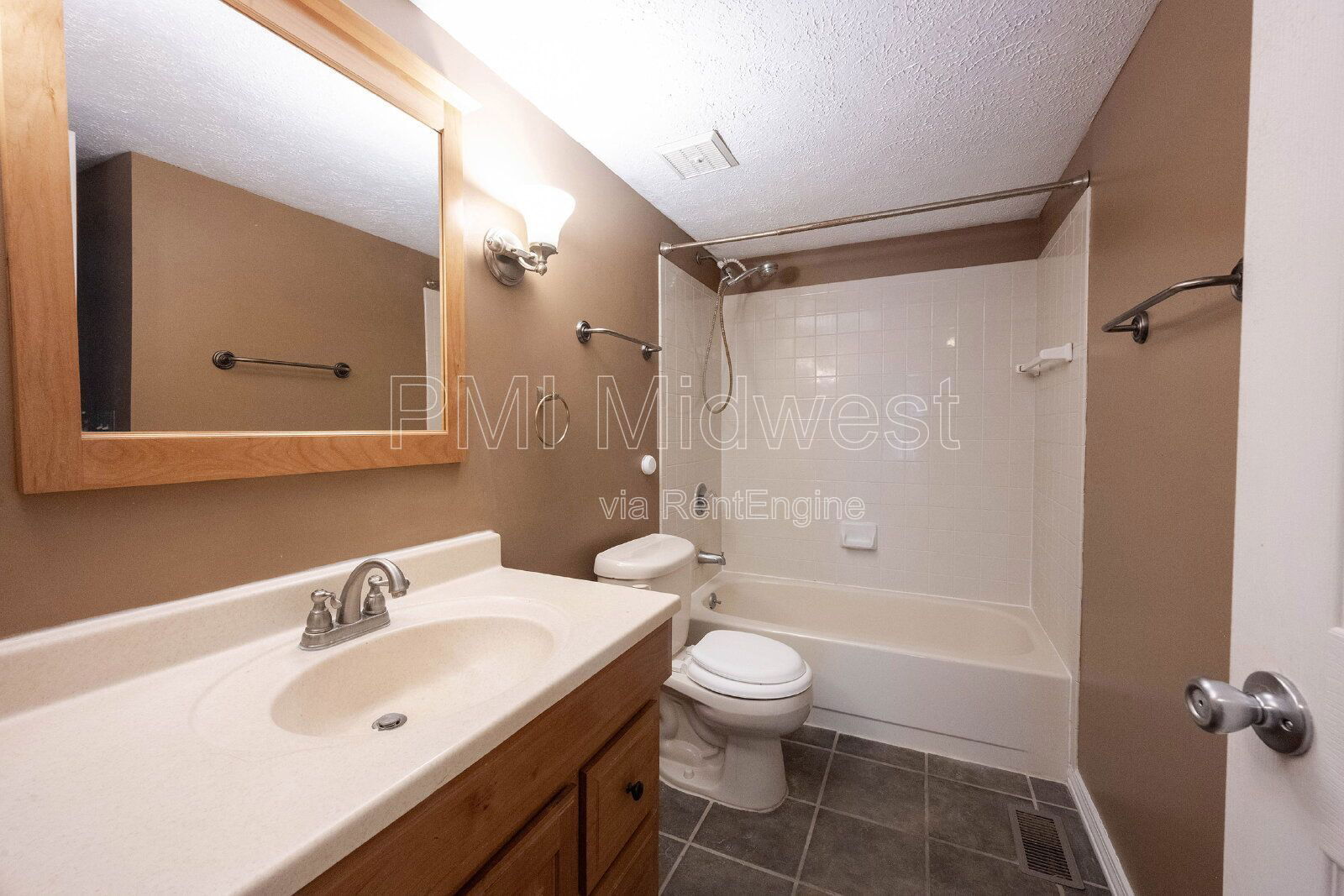 Building Photo - 507 Conner Creek Dr