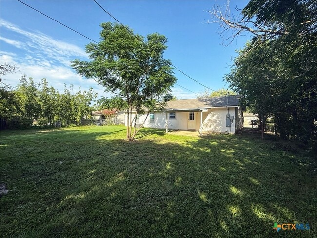Building Photo - 1541 Cologne Dr