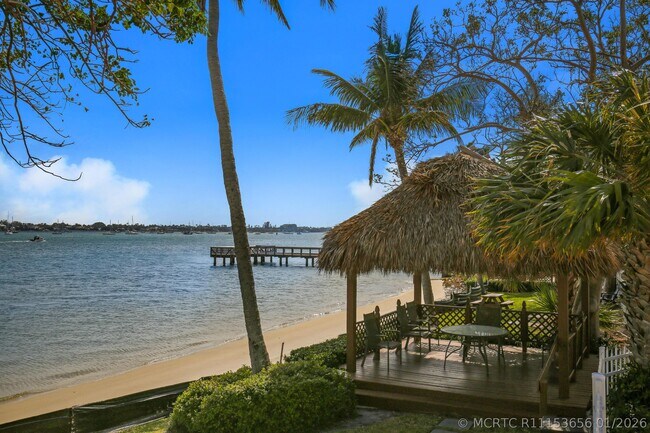 Building Photo - 5600 N Flagler Dr