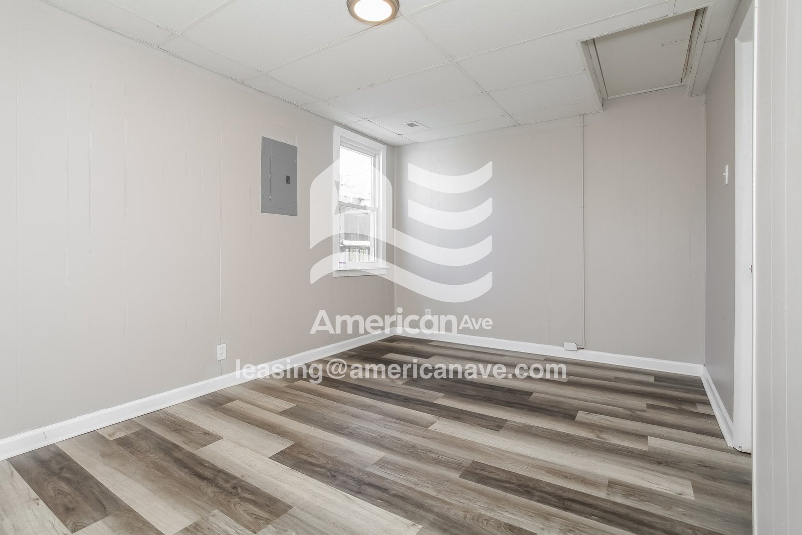 Building Photo - 1663 Hudepohl Ln