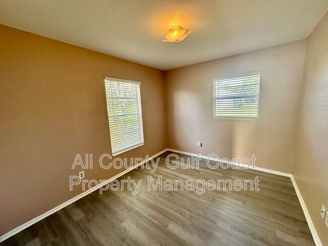 Building Photo - 7743 119 Ave E