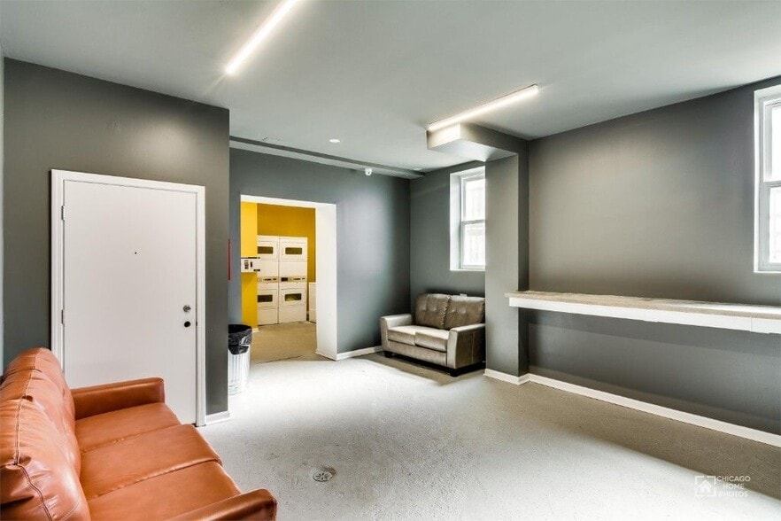 Building Photo - 1627 N Humboldt Blvd