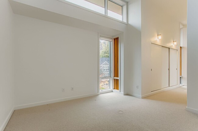 Building Photo - or Rent – Award-Winning Lair Hill Architec...