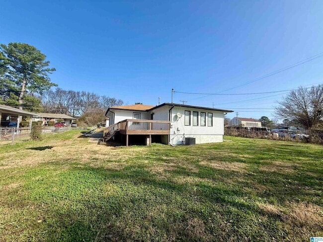 Building Photo - 5 21st Ct NW