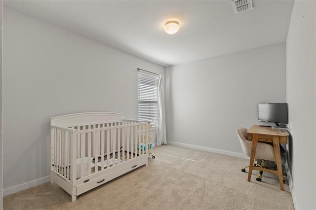 Building Photo - 2417 Spring Side Dr