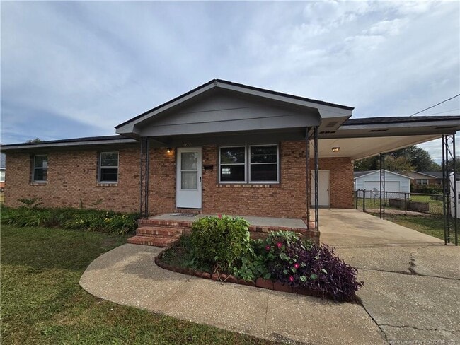 Building Photo - 1305 Berkshire Rd