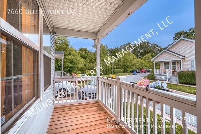 Building Photo - 7660 Bluff Point Ln