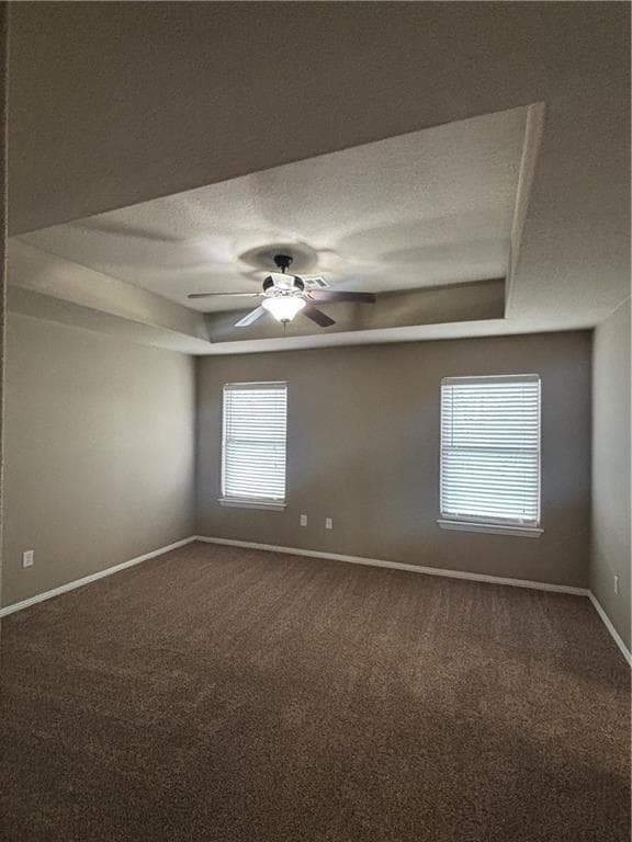 Building Photo - 320 Violet St