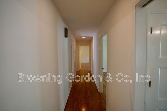 Building Photo - 5345 Green Valley Ct