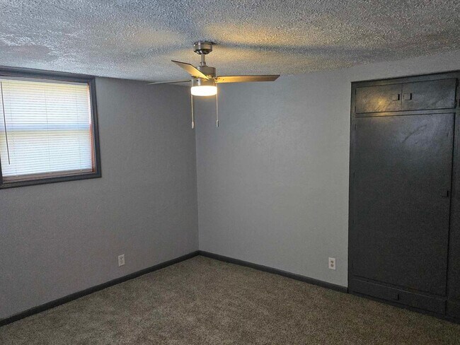 Building Photo - Soda Triplex