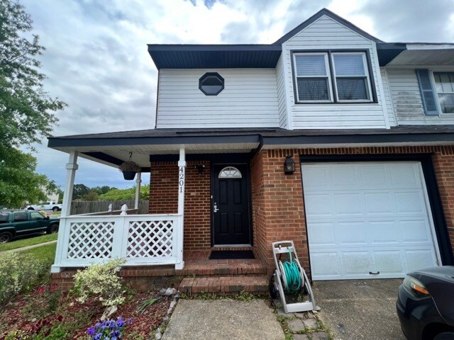 Building Photo - 4201 Jolor Way