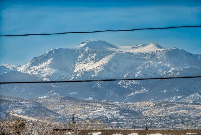 Building Photo - FULLY FURNISHED MOUNTAIN VIEW RETREAT with HOT TUB, RV PARKING & NO HOA